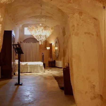 アパート La Corte Degli Agostiniani マテーラ